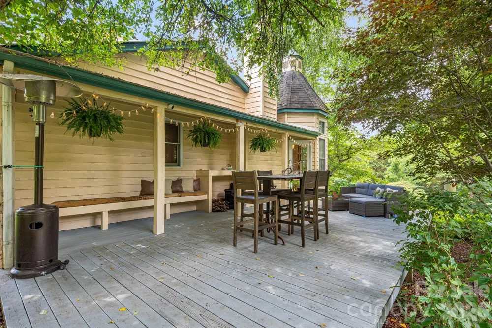 200 Black Hawk Trail Waynesville, NC 28785