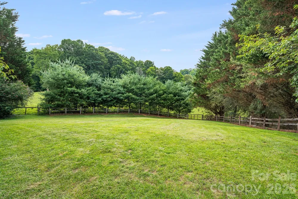 200 Black Hawk Trail Waynesville, NC 28785