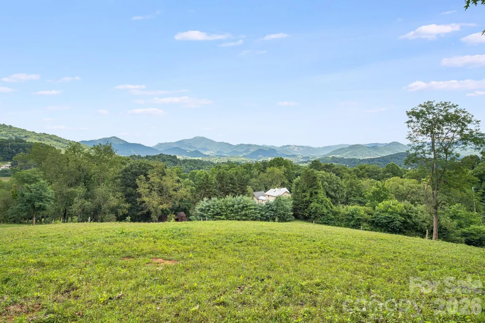 200 Black Hawk Trail Waynesville, NC 28785