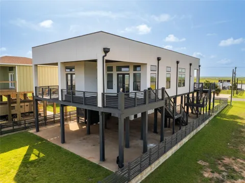 1402 County Road 230 #230