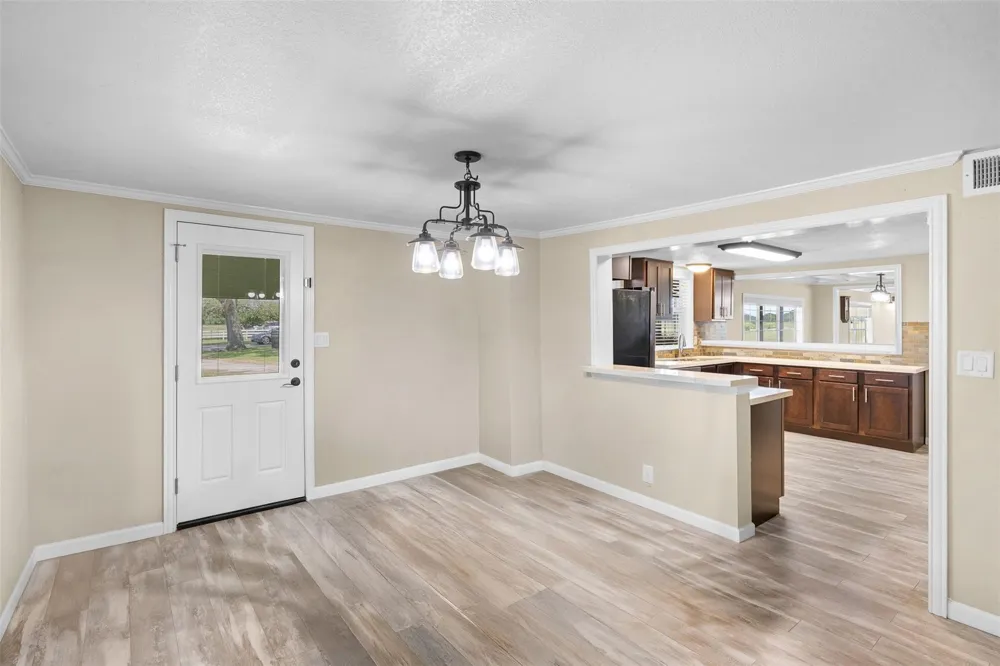 6541 Eagle Nest Acres Drive Wallis, TX 77485