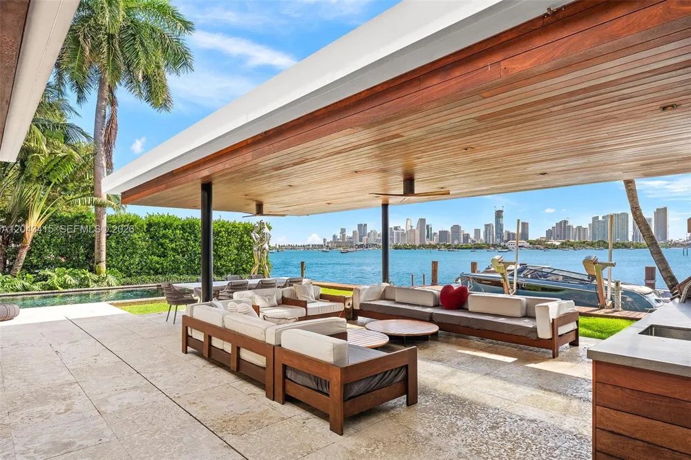 126 W San Marino Dr Miami Beach, FL 33139