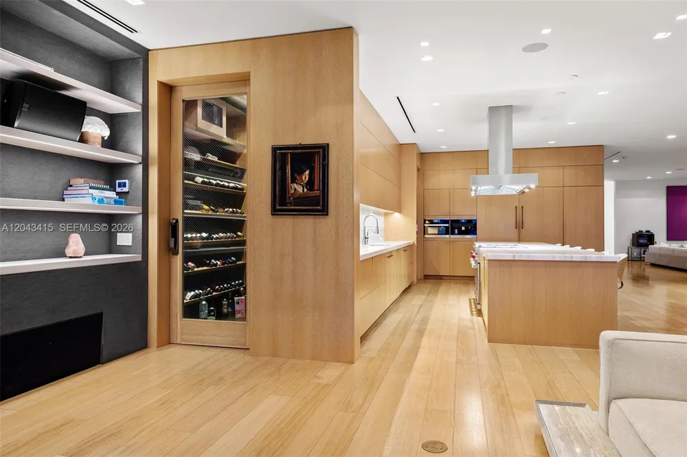 126 W San Marino Dr Miami Beach, FL 33139