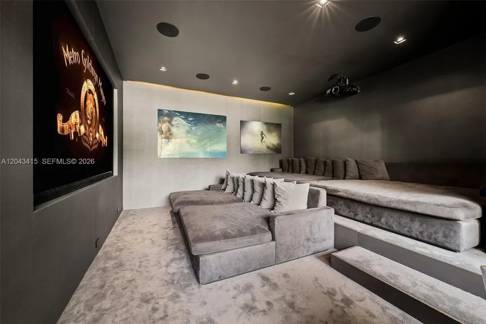 126 W San Marino Dr Miami Beach, FL 33139