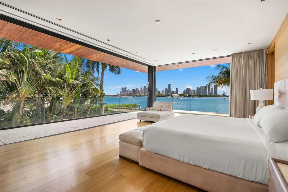 126 W San Marino Dr Miami Beach, FL 33139