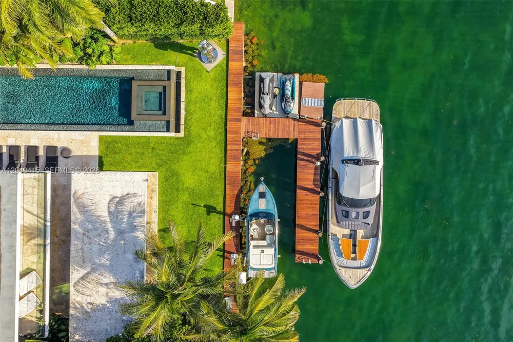 126 W San Marino Dr Miami Beach, FL 33139