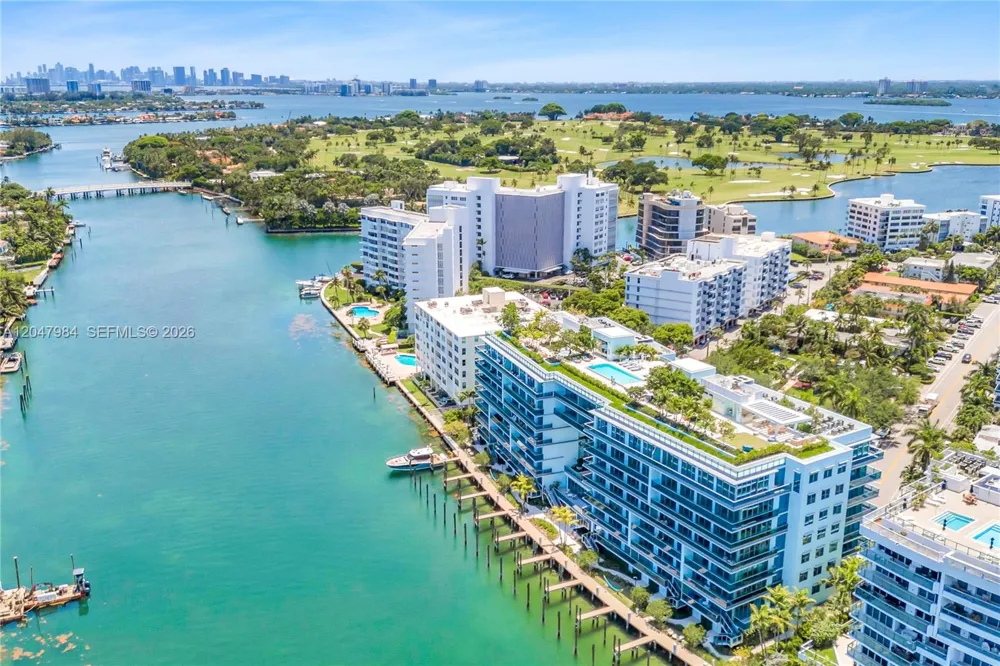 9201 E Bay Harbour Drive #PH809 Bay Harbor Islands, FL 33154