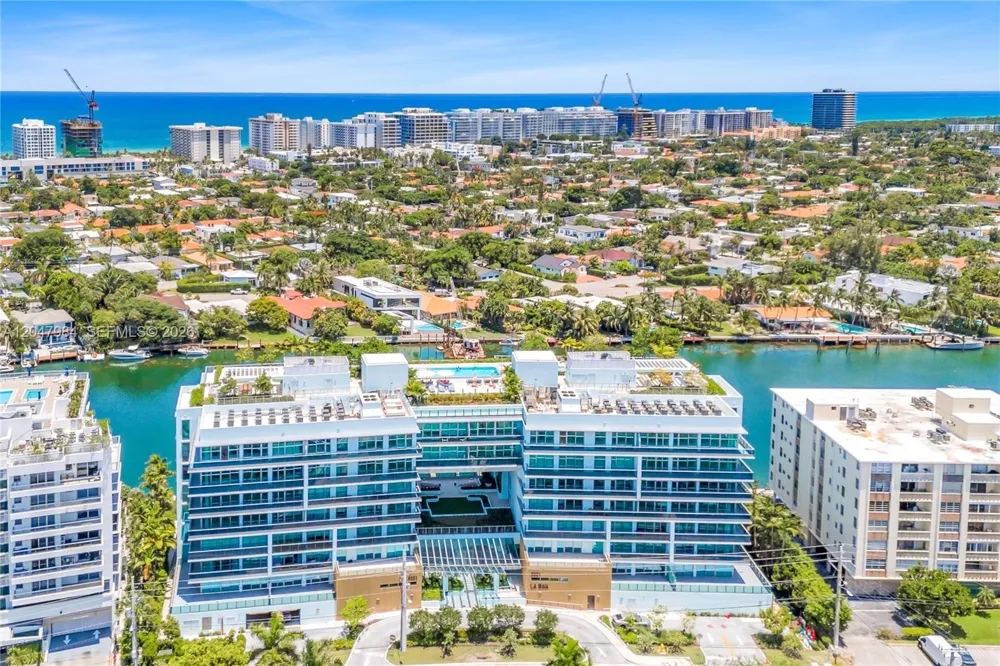 9201 E Bay Harbour Drive #PH809 Bay Harbor Islands, FL 33154