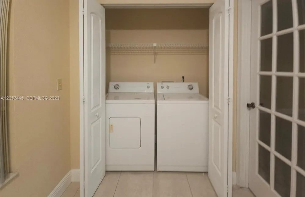 3310 Pinewalk Dr N #1825 Margate, FL 33063
