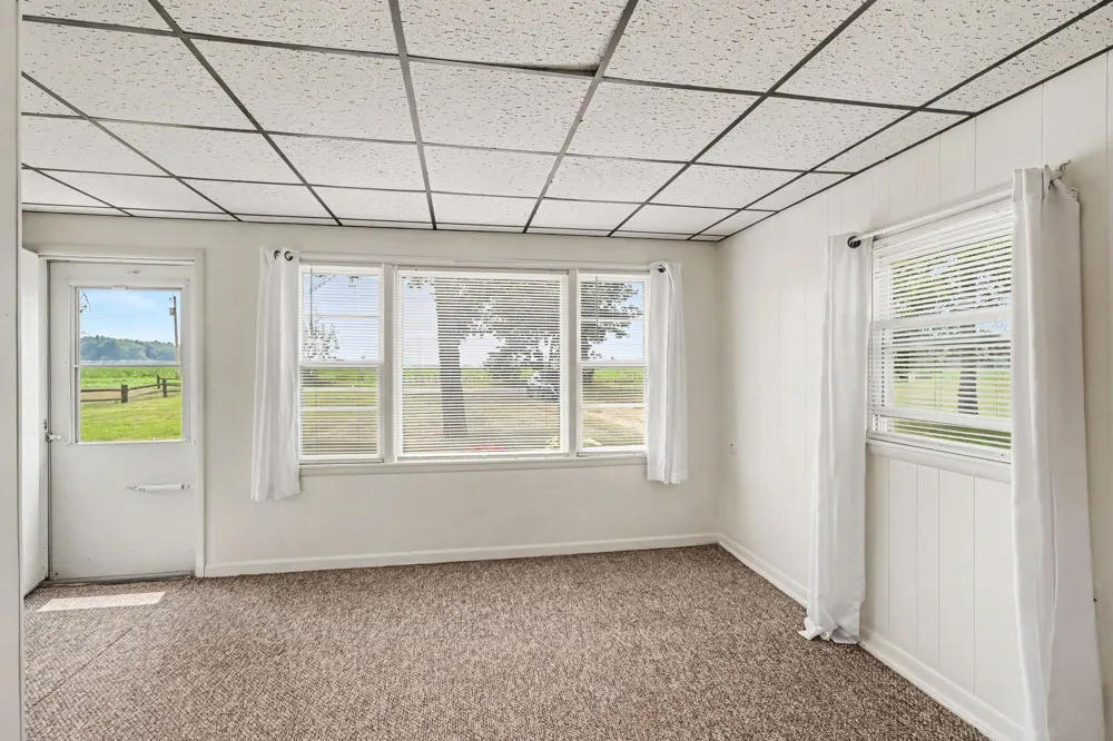 16812 Moorepark Road Three Rivers, MI 49093
