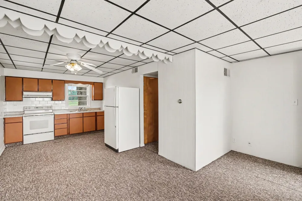 16812 Moorepark Road Three Rivers, MI 49093