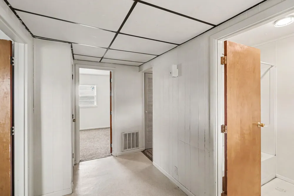 16812 Moorepark Road Three Rivers, MI 49093