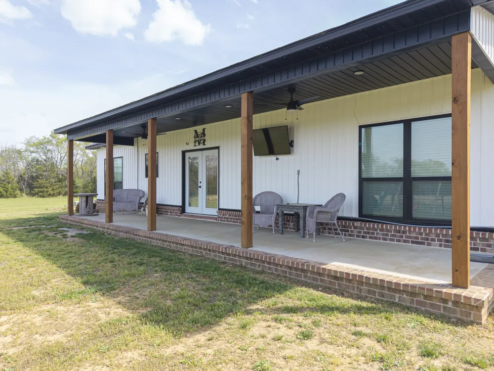 3107 E McKenzie Avenue Pocola, OK 74902