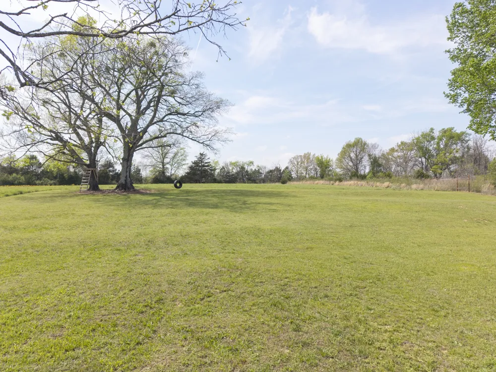 3107 E McKenzie Avenue Pocola, OK 74902