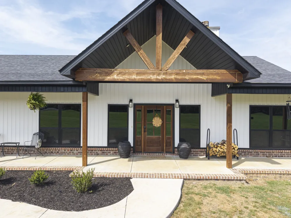 3107 E McKenzie Avenue Pocola, OK 74902