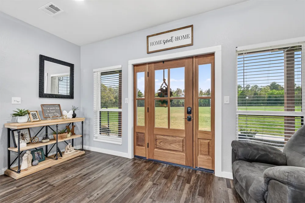 3107 E McKenzie Avenue Pocola, OK 74902