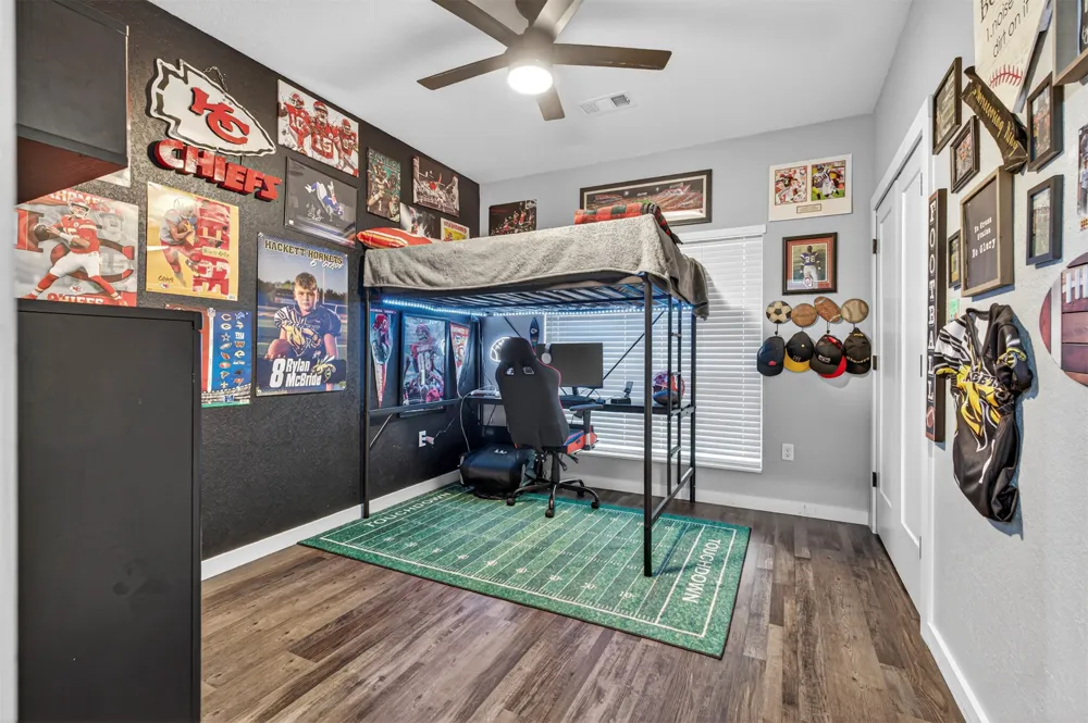 3107 E McKenzie Avenue Pocola, OK 74902