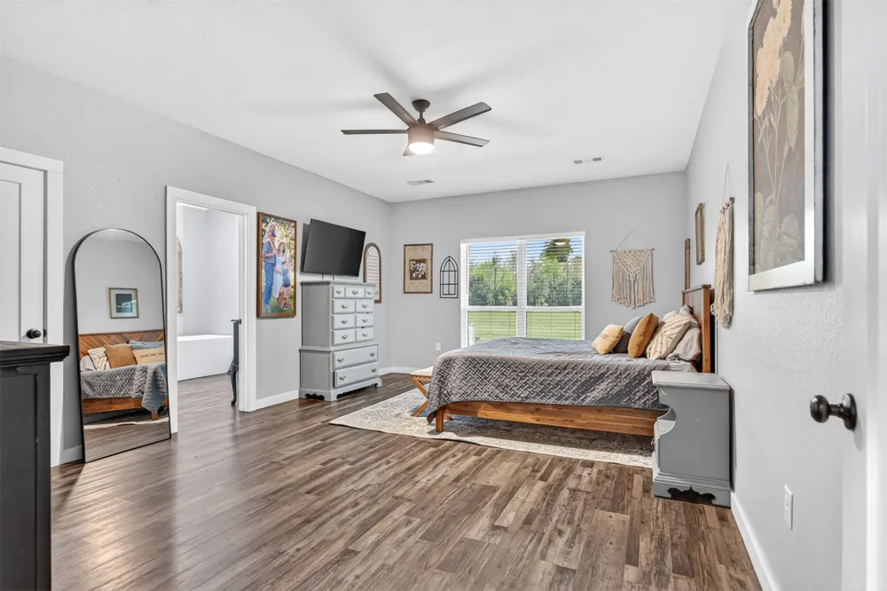 3107 E McKenzie Avenue Pocola, OK 74902