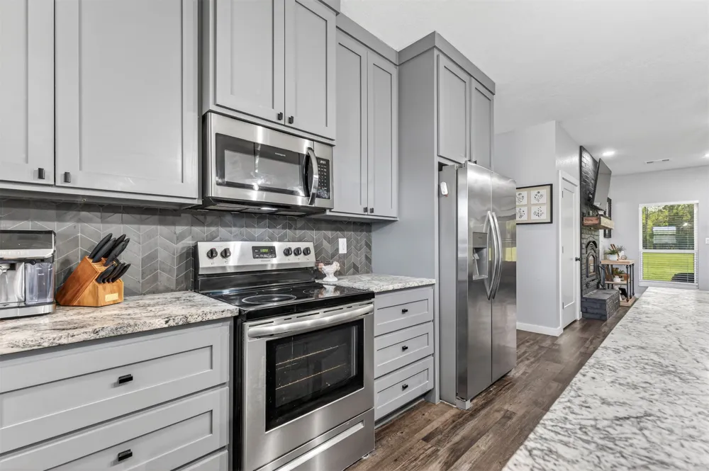 3107 E McKenzie Avenue Pocola, OK 74902