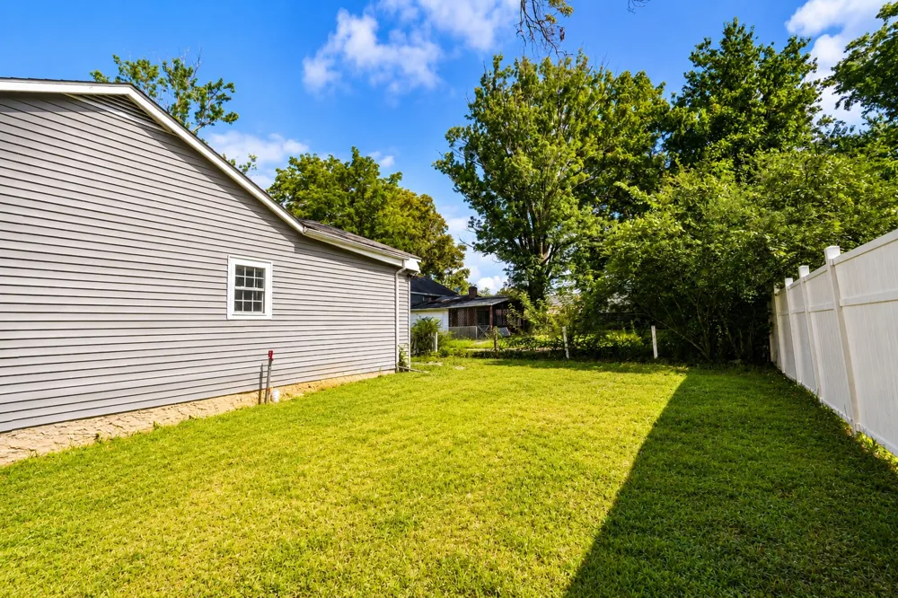 202 15th St E Cookeville, TN 38501