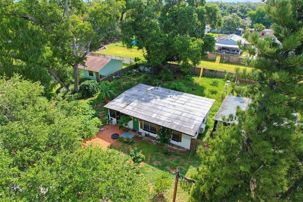 7995 53RD WAY Pinellas Park, FL 33781