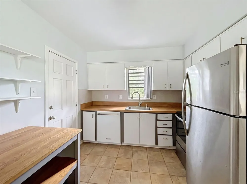 7995 53RD WAY Pinellas Park, FL 33781