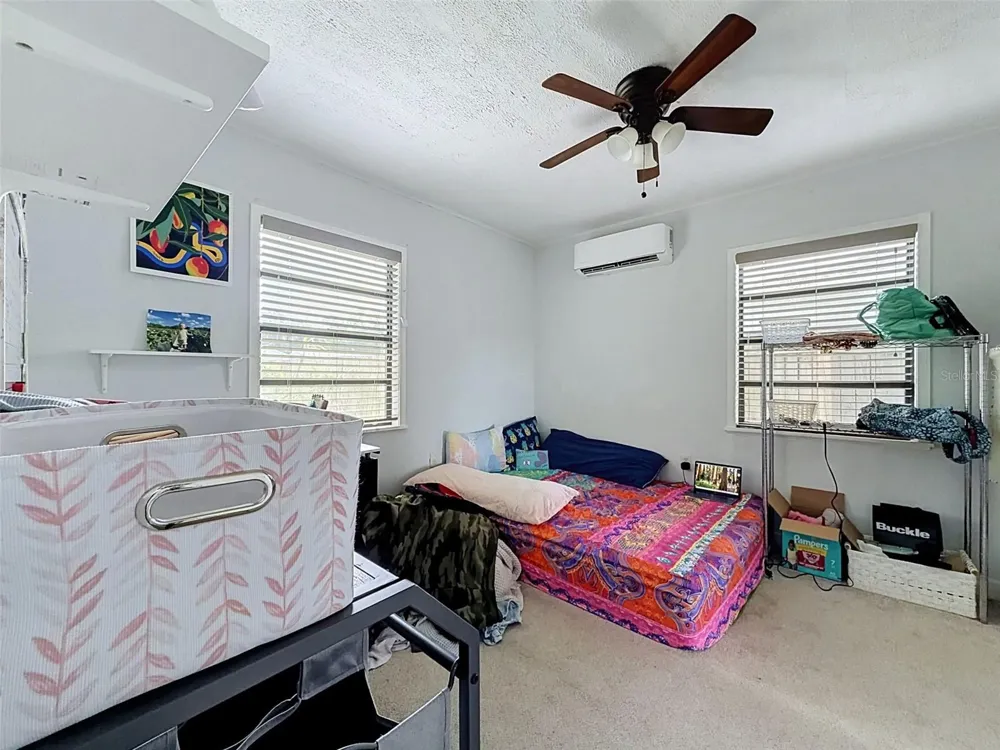 7995 53RD WAY Pinellas Park, FL 33781