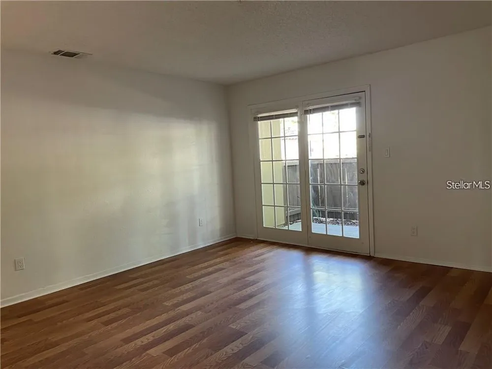 246 AFTON SQUARE #105 Altamonte Springs, FL 32714
