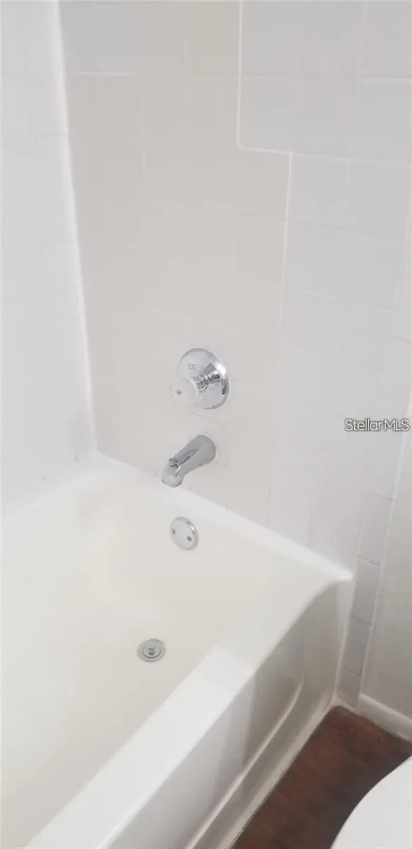 246 AFTON SQUARE #105 Altamonte Springs, FL 32714