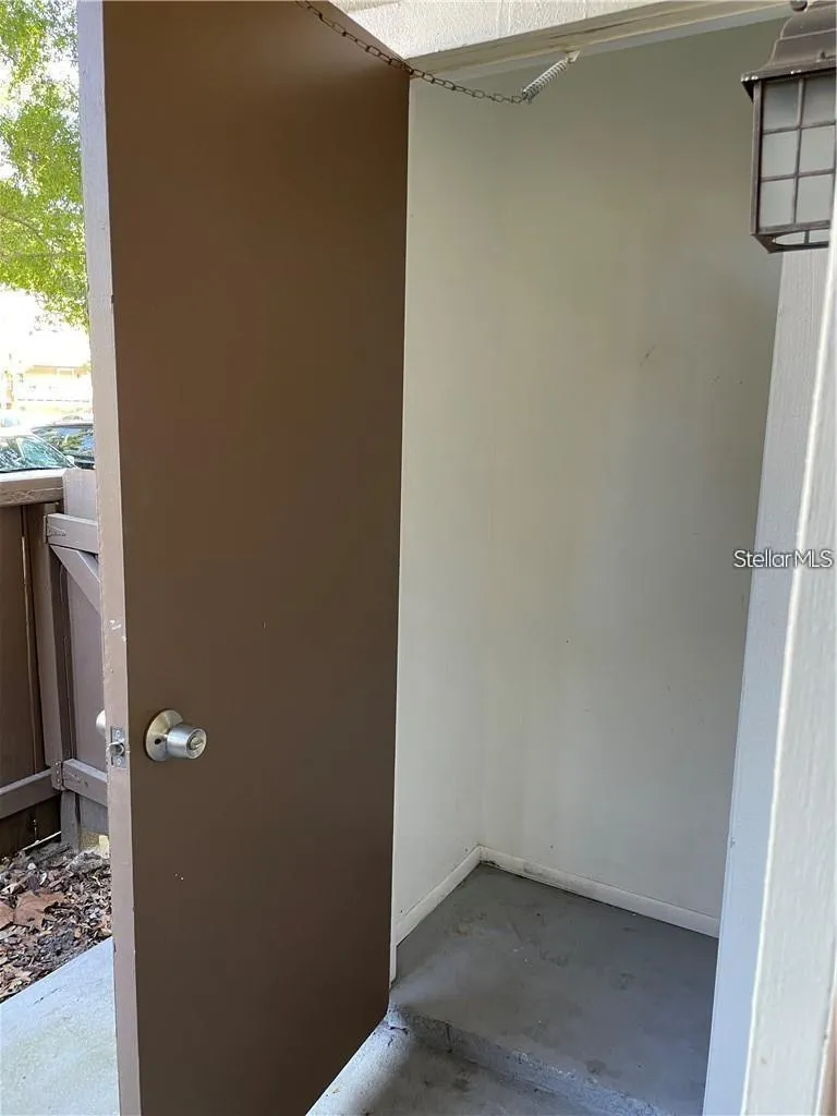 246 AFTON SQUARE #105 Altamonte Springs, FL 32714