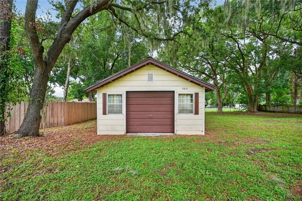5514 SE HAMES ROAD Belleview, FL 34420