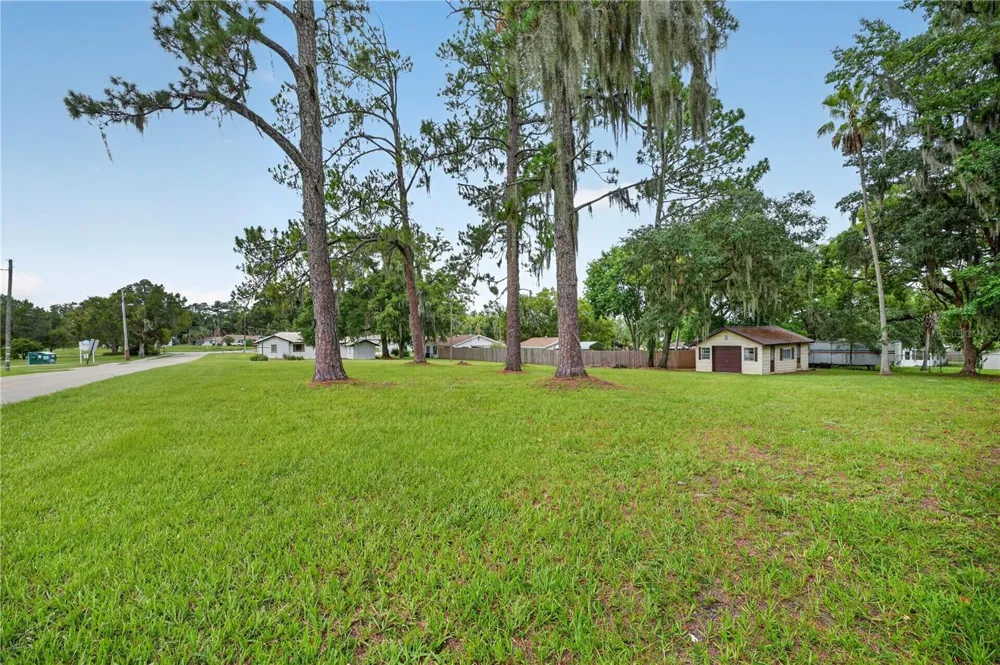 5514 SE HAMES ROAD Belleview, FL 34420