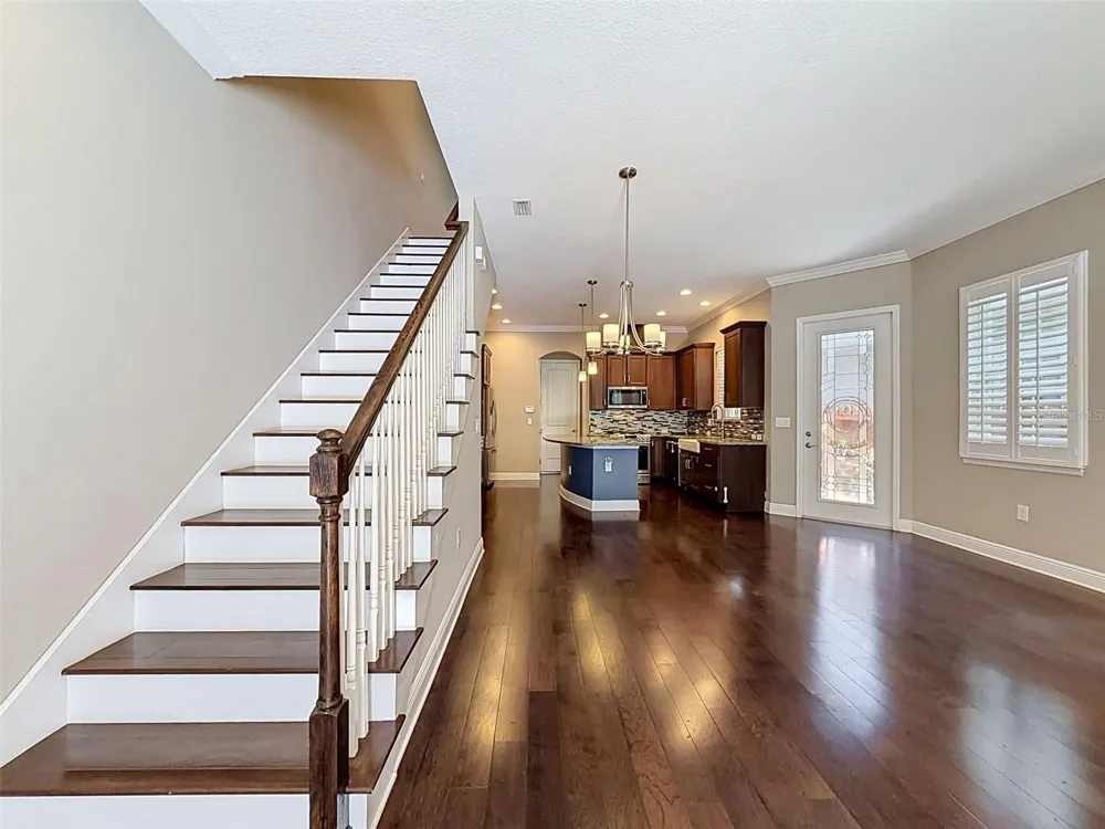 112 S BUNGALOW PARK AVENUE #1 Tampa, FL 33609