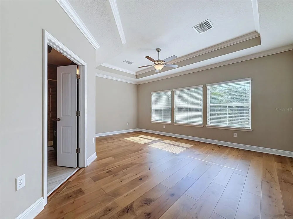 112 S BUNGALOW PARK AVENUE #1 Tampa, FL 33609
