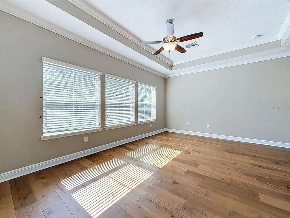 112 S BUNGALOW PARK AVENUE #1 Tampa, FL 33609