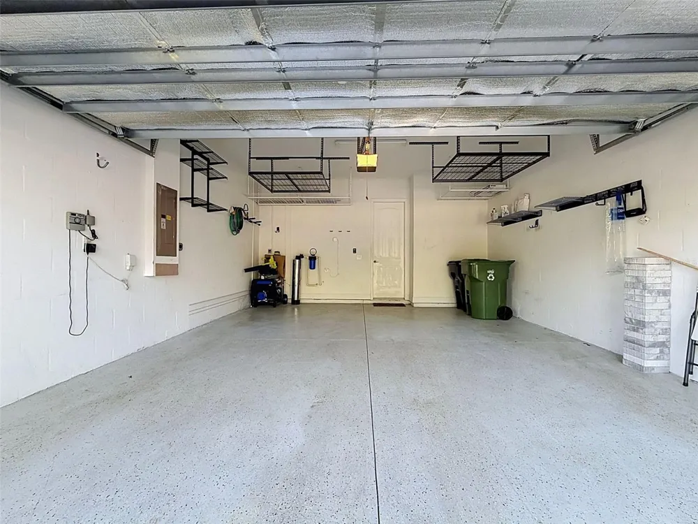 112 S BUNGALOW PARK AVENUE #1 Tampa, FL 33609