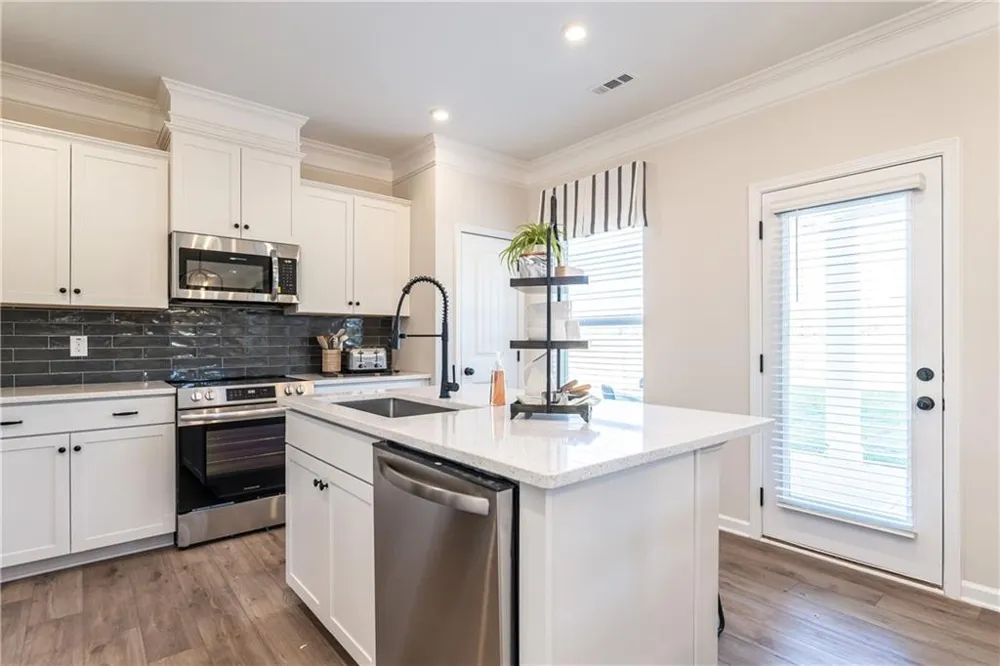 107 Willow Circle Rock Spring, GA 30739
