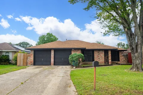 1918 Deerhurst Lane