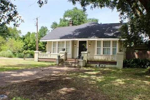 233 7th Street