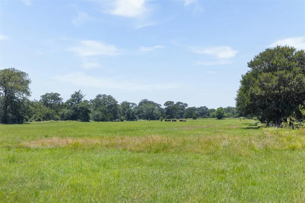 1219 Hattermann Lane Weimar, TX 78962