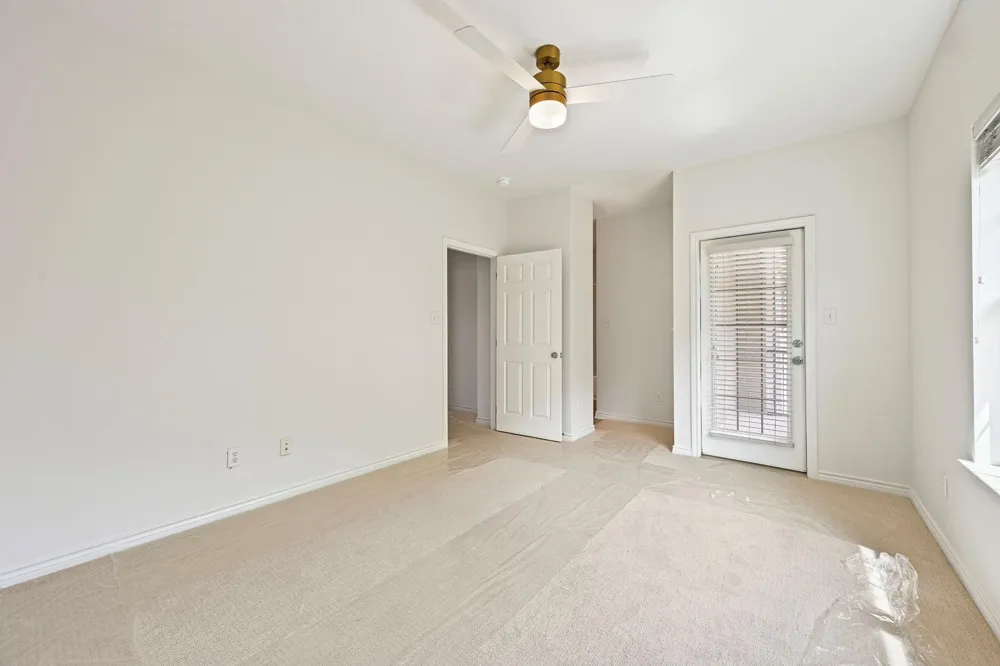 114 Forest Drive College Station, TX 77840