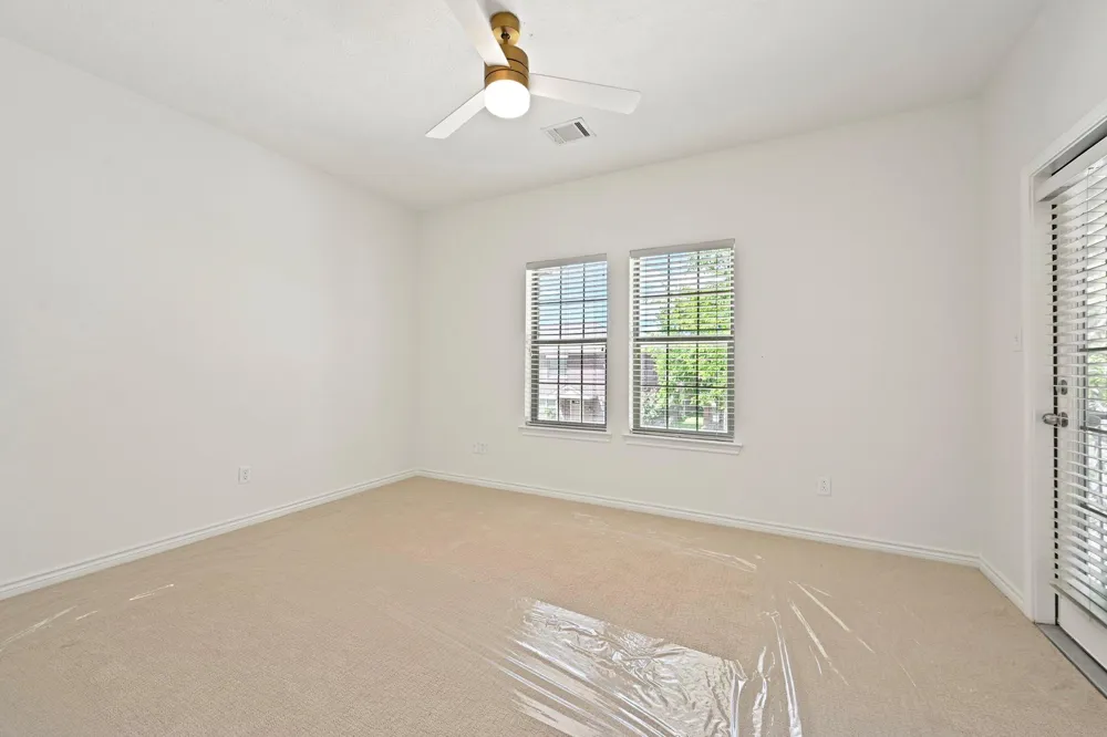 114 Forest Drive College Station, TX 77840