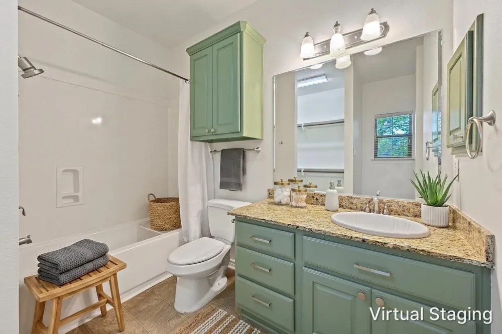 114 Forest Drive College Station, TX 77840