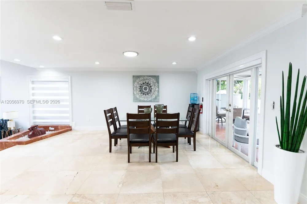 12040 SW 43rd St #12040 Miami, FL 33175