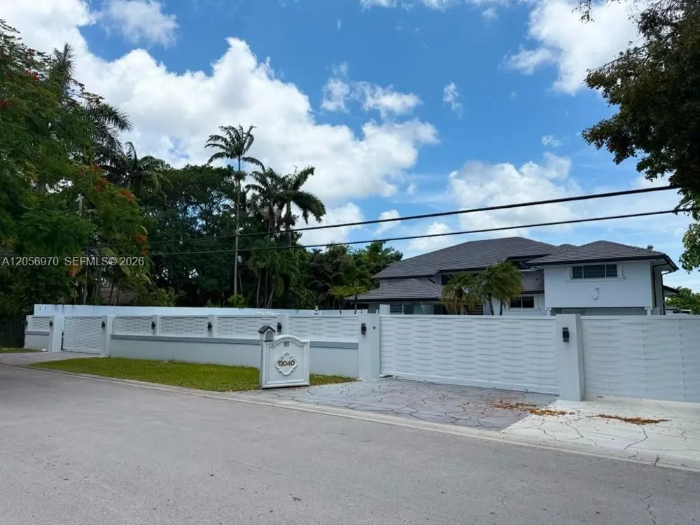 12040 SW 43rd St #12040 Miami, FL 33175