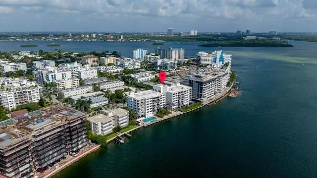 10101 E Bay Harbor Dr #504 Bay Harbor Islands, FL 33154