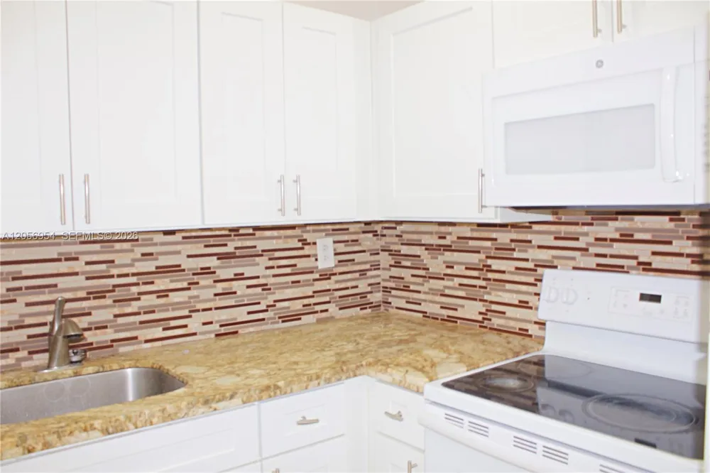 8736 SW 145th St #8736 Palmetto Bay, FL 33176