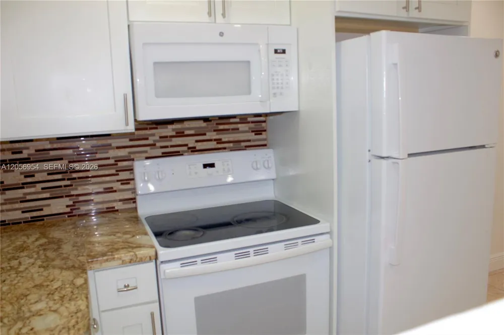 8736 SW 145th St #8736 Palmetto Bay, FL 33176