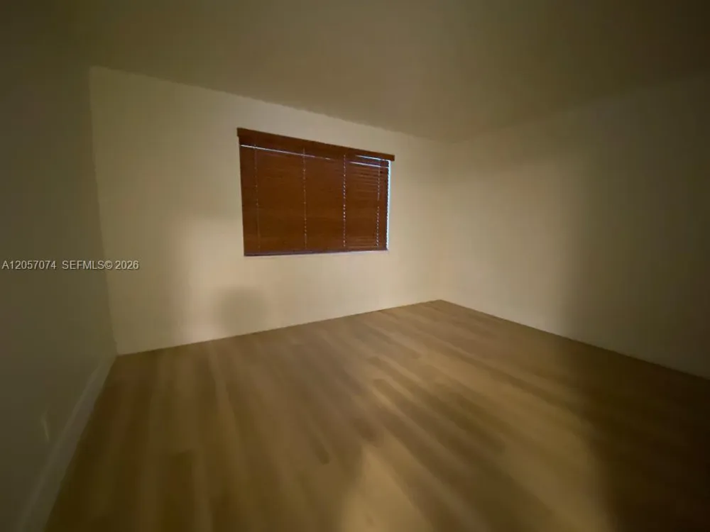 401 SE 3rd St #405 Dania Beach, FL 33004