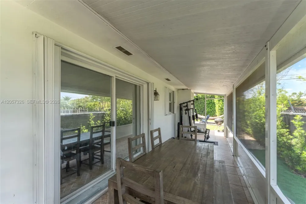 23170 SW 155th Ave Miami, FL 33170